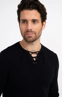 Pull Col Lacet -Élégance Thiery Promos Boutique k 54018003 at company MARINE o 2