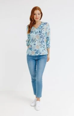 Blouse Col V Avec Froufrou Lien Bijoux -Élégance Thiery Promos Boutique k blouse col v avec froufrou lien bijoux affinites AQUA o 54