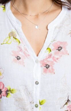 Blouse Imprimée Boutonnée -Élégance Thiery Promos Boutique k blouse imprimee boutonnee armand thiery femme BLANC d2 48