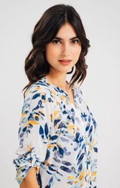 Chemise Col Mao Avec Boutons Nacre -Élégance Thiery Promos Boutique k chemise col mao avec boutons nacre armand thiery femme BLANC d1 48