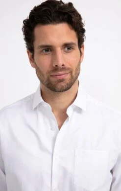 CHEMISE COUPE CONFORT BIBLANC 8 CHEMISE COUPE CONFORT BIBLANC -Élégance Thiery Promos Boutique k chemise coupe confort biblanc per l uomo BLANC o 48