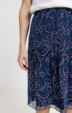 Jupe Courte Plissée 7 Jupe Courte Plissée -Élégance Thiery Promos Boutique k jupe courte plissee affinites MARINE d1 2