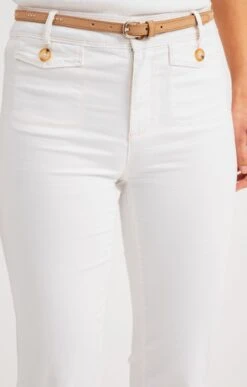 Pantalon Bootcut écru Avec Ceinture 8 Pantalon Bootcut écru Avec Ceinture -Élégance Thiery Promos Boutique k pantalon bootcut ecru avec ceinture armand thiery femme ECRU d1 68