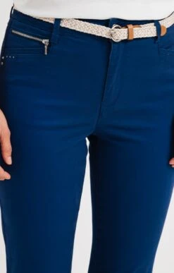 Pantalon Chino Droit Avec Ceinture -Élégance Thiery Promos Boutique k pantalon chino droit avec ceinture armand thiery femme INDIGO d1 93
