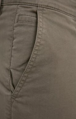 Pantalon Chino Marius -Élégance Thiery Promos Boutique k pantalon chino marius at company KAKI d1 12