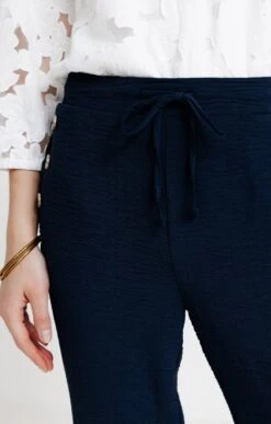 Pantalon Fluide Avec Détail Pont 8 Pantalon Fluide Avec Détail Pont -Élégance Thiery Promos Boutique k pantalon fluide avec detail pont affinites MARINE d1 2