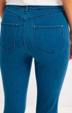 Pantalon Jean Slim Avec Boutons -Élégance Thiery Promos Boutique k pantalon jean slim avec boutons armand thiery femme BLEU d2 45