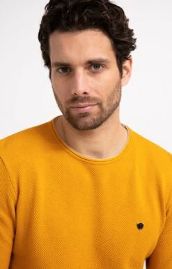 Pull Col Rond -Élégance Thiery Promos Boutique k rdc roulotte at company JAUNE o 109