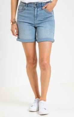 Short Avec Détail Clous Et Broderie -Élégance Thiery Promos Boutique k short avec detail clous et broderie affinites BLEU CIEL o 60