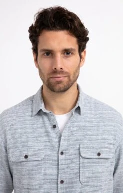 Surchemise Regular Faux-uni 8 Surchemise Regular Faux-uni -Élégance Thiery Promos Boutique k surchemise regular faux uni at company GRIS CLAIR o 53