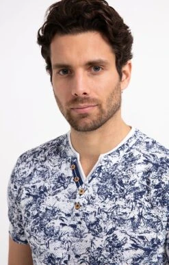 Tee-shirt Manches Courtes Empreintes -Élégance Thiery Promos Boutique k t shirt manches courtes empreintes at company MARINE o 2