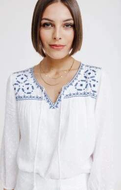 Tunique Brodée -Élégance Thiery Promos Boutique k tunique brodee affinites BLANC d1 48