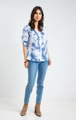 Tunique Imprimée Tie And Dye -Élégance Thiery Promos Boutique k tunique imprimee tie and dye armand thiery femme BLANC o 48